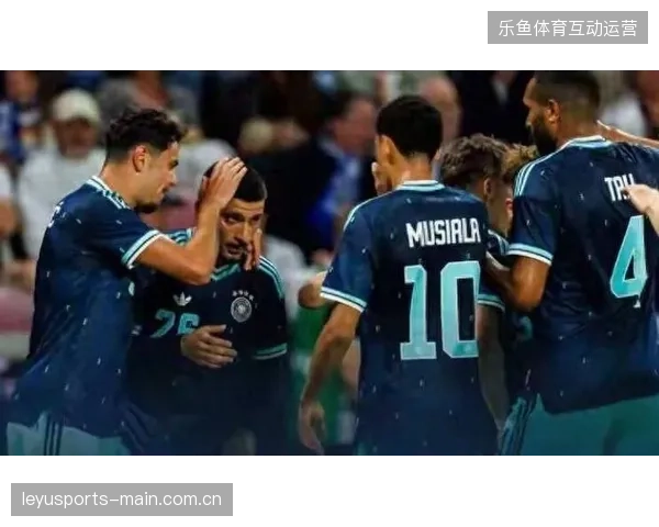 翁达夫个人攻击波闪耀全场，纳格尔斯曼治下的德国战车以压倒性控场能力轻取芬兰